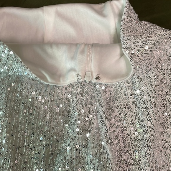 Criss Cross Tie Back Sequin Tee & Skirt with Slit Set - Picture 10 of 11